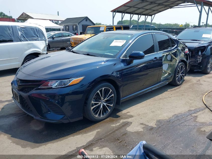 4T1B11HK8KU840813 2019 TOYOTA CAMRY - Image 2