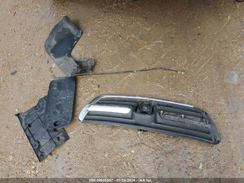 2003 Honda Cr-V Lx VIN: JHLRD68493C001563 Lot: 39955907