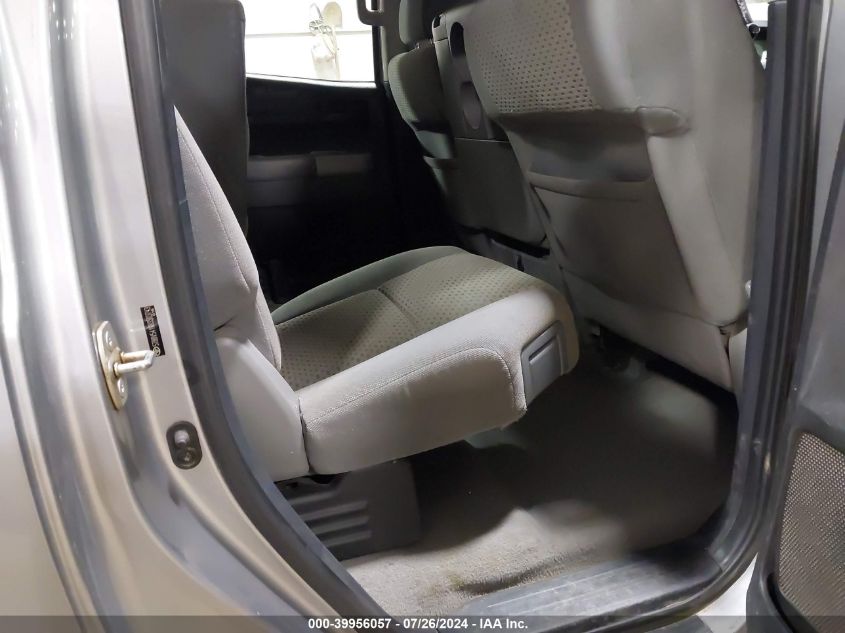 2008 Toyota Tundra Base 5.7L V8 VIN: 5TBBV54118S503743 Lot: 39956057