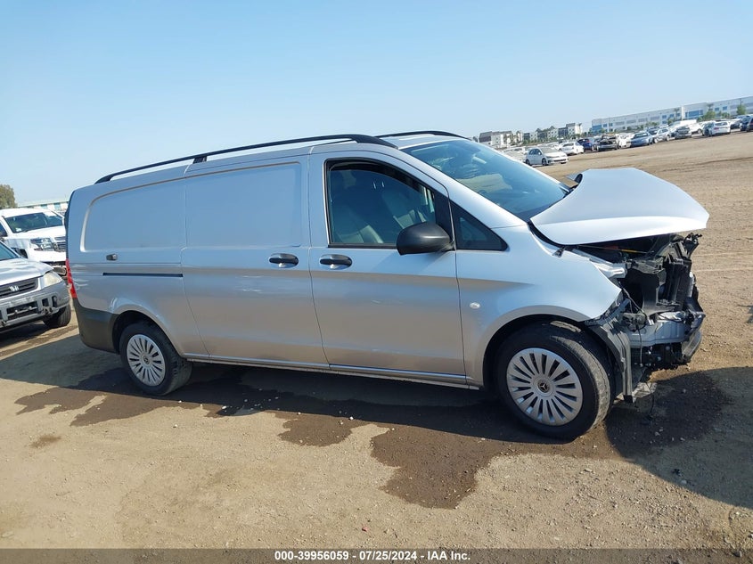 2022 MERCEDES-BENZ METRIS - W1YV0CEY7N4174181