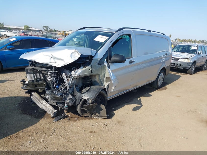 2022 MERCEDES-BENZ METRIS - W1YV0CEY7N4174181