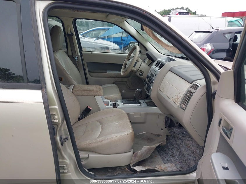 2011 Mercury Mariner Premier VIN: 4M2CN9HG7BKJ05432 Lot: 39956061