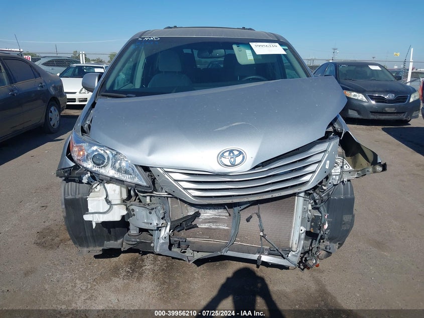 2016 Toyota Sienna Le VIN: 5TDKK3DC6GS696704 Lot: 39956210
