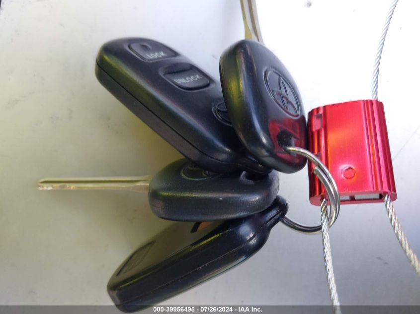 2000 Toyota Camry Le/Xle VIN: JT2BF28K9Y0287478 Lot: 39956495