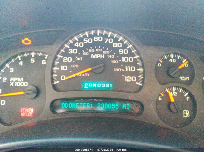 2004 Chevrolet Suburban 1500 Z71 VIN: 3GNFK16ZX4G135334 Lot: 39956711