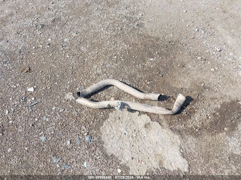 1999 Ford Crown Victoria Lx VIN: 2FAFP74W3XX121698 Lot: 39956846