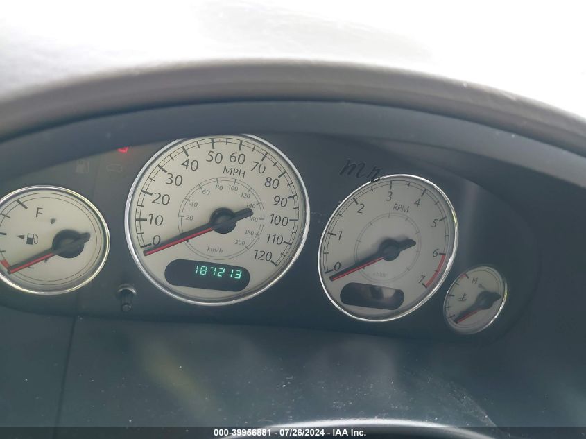 2005 Chrysler Town & Country Limited VIN: 2C8GP64LX5R129148 Lot: 39956881