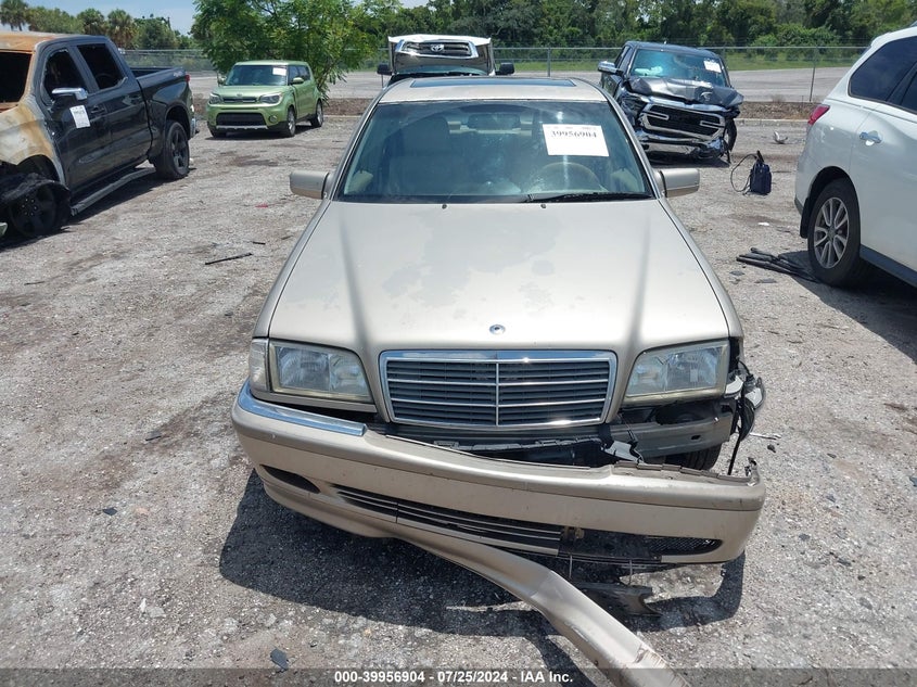 2000 Mercedes-Benz C 230 230 VIN: WDBHA24G6YA830487 Lot: 39956904