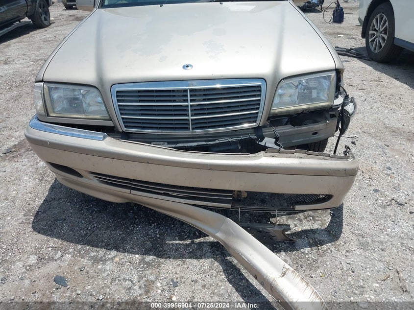 2000 Mercedes-Benz C 230 230 VIN: WDBHA24G6YA830487 Lot: 39956904