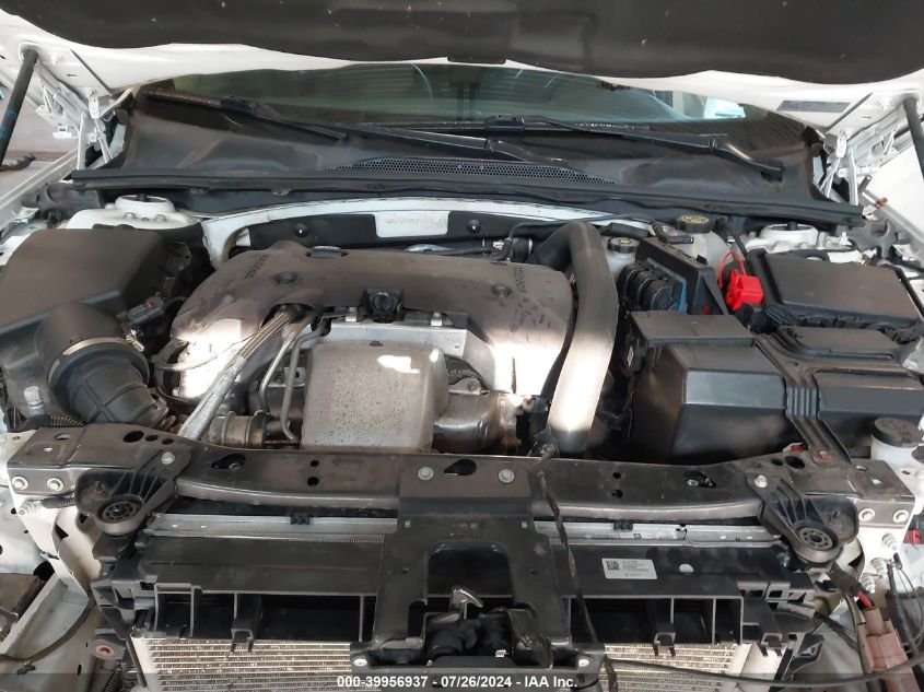 2018 Buick Regal Tourx Essence VIN: W04GV8SXXJ1175354 Lot: 39956937