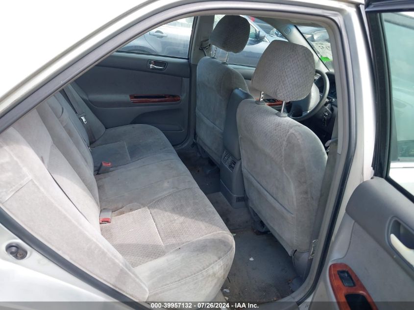 2003 Toyota Camry Le/Xle/Se VIN: 4T1BE30K53U258780 Lot: 39957132