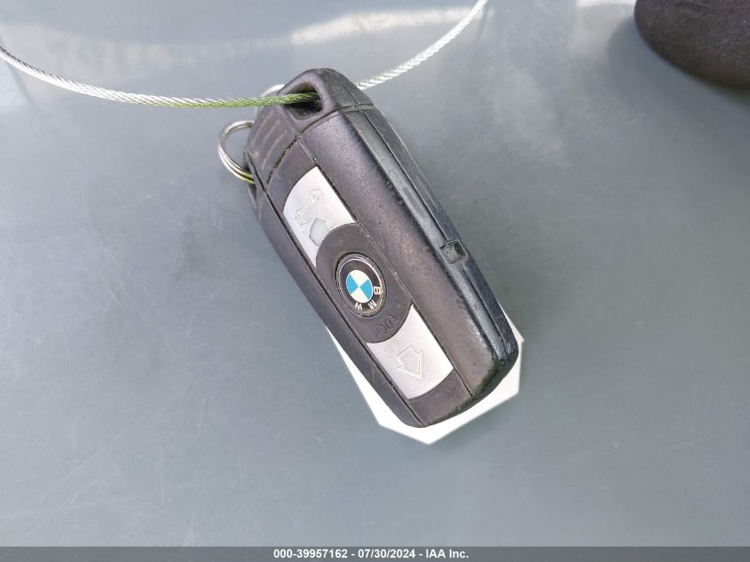 2008 BMW 328I VIN: WBAWR33568P154415 Lot: 39957162