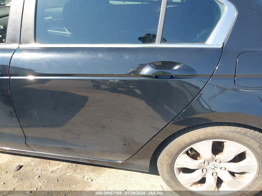2010 Honda Accord 2.4 Ex VIN: 1HGCP2F72AA172407 Lot: 39957169