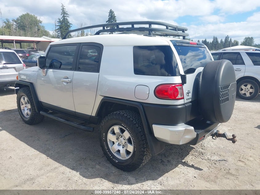 2007 Toyota Fj Cruiser VIN: JTEBU11F070073090 Lot: 39957240