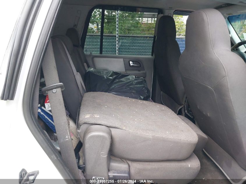 2004 Ford Expedition Xlt VIN: 1FMFU16L04LA73309 Lot: 39957255