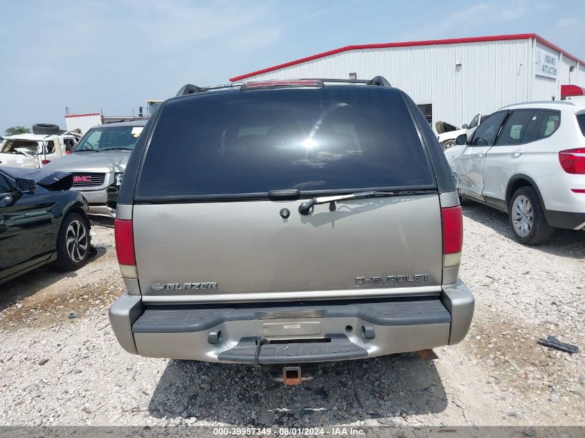 2002 Chevrolet Blazer VIN: 1GNDT13W32K108822 Lot: 39957349