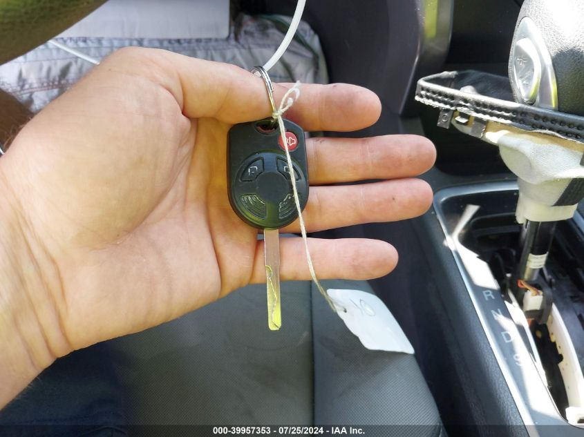 2017 Ford Escape S VIN: 1FMCU0F7XHUD06239 Lot: 39957353