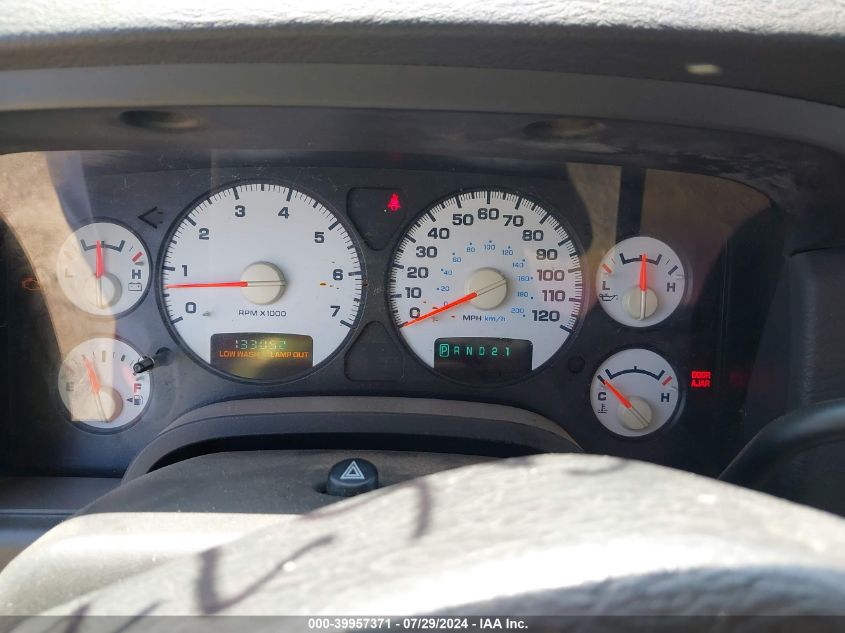 2002 Dodge Ram 1500 VIN: 1D7HA18N72S572766 Lot: 39957371