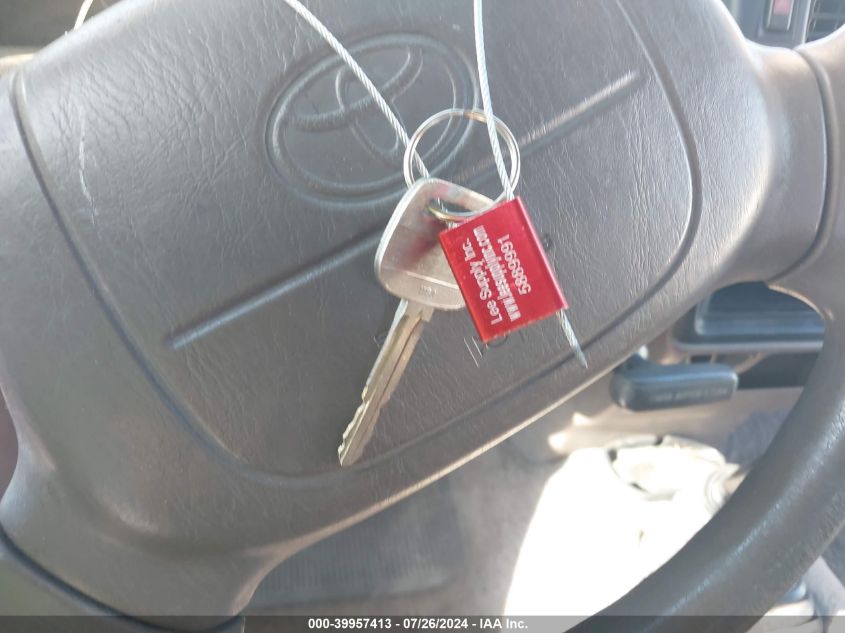 1996 Toyota Tacoma Xtracab VIN: 4TAVL52N2TZ133258 Lot: 39957413