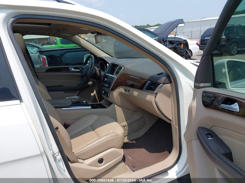 2012 Mercedes-Benz Ml 350 350 4Matic VIN: 4JGDA5HB1CA054564 Lot: 39957436