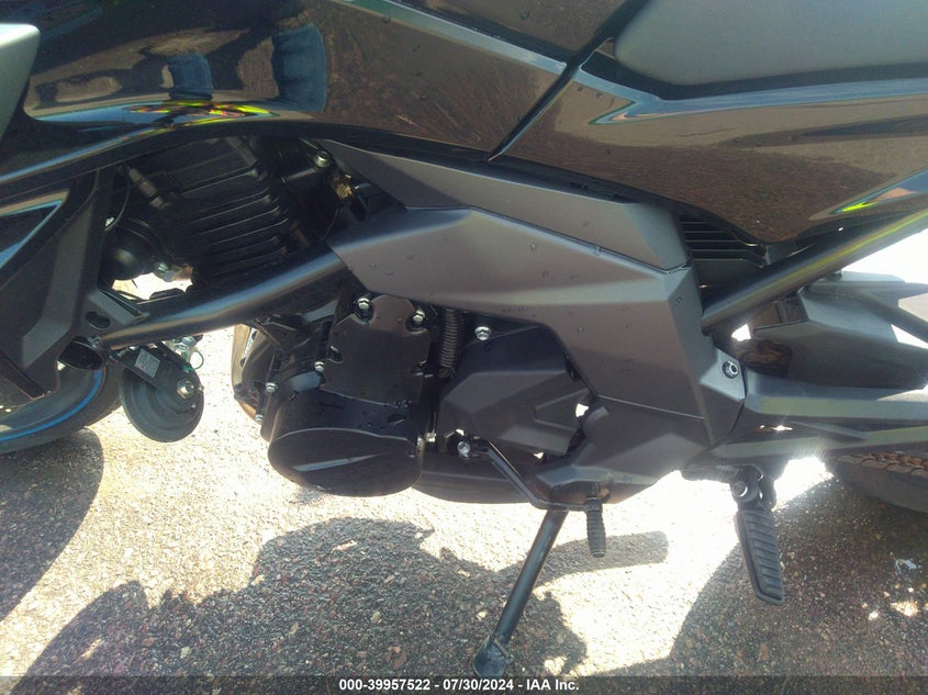 VIN LCEPEVLB7N6000036 2022 CF MOTO CF650