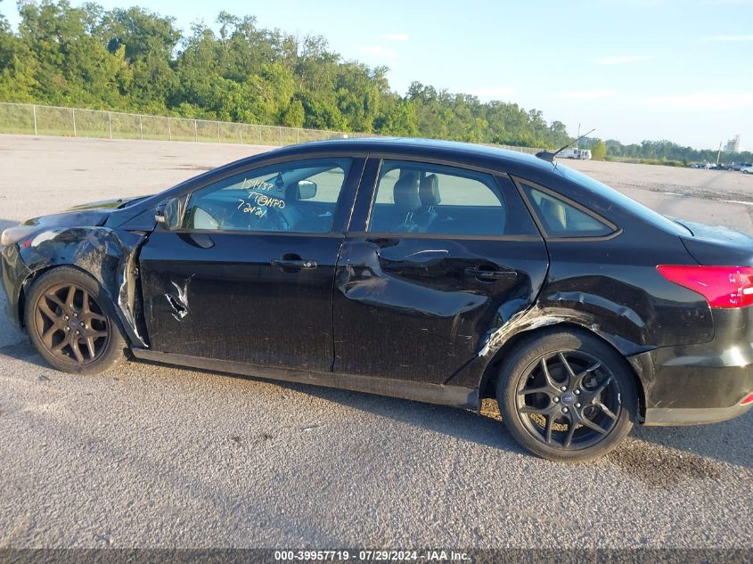 2016 Ford Focus Se VIN: 1FADP3F24GL360474 Lot: 39957719