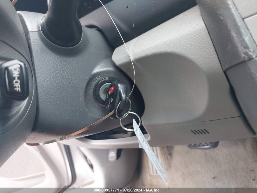 2008 Toyota Camry Le VIN: 4T1BE46K48U773807 Lot: 39957771