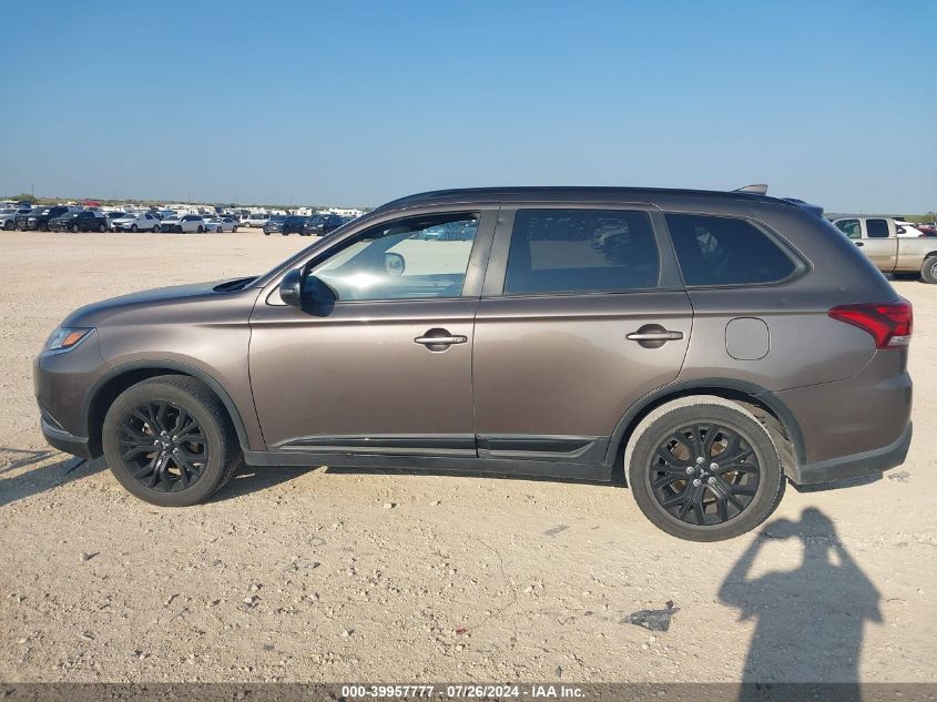 2019 Mitsubishi Outlander Se/Sel/Le VIN: JA4AD3A3XKZ052098 Lot: 39957777