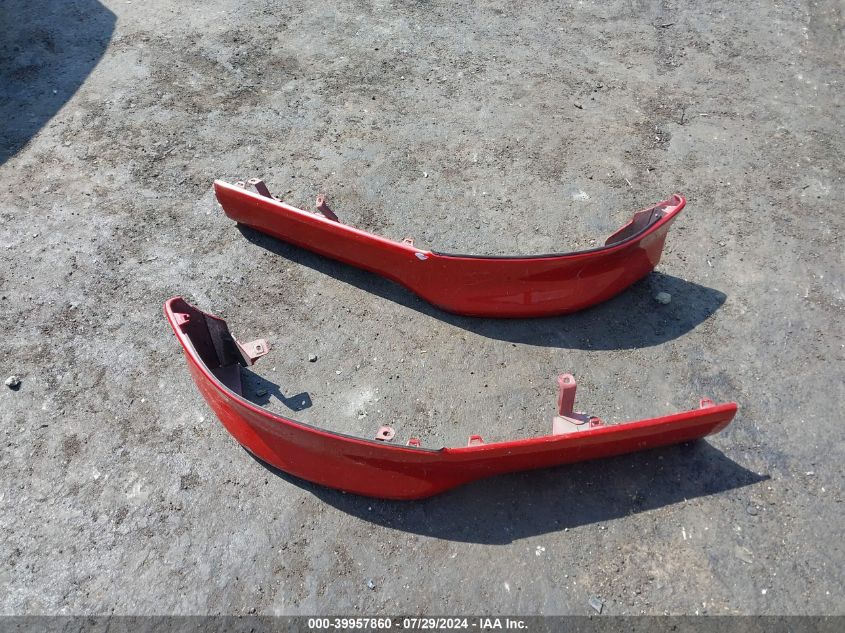 2011 Toyota Tacoma X-Runner V6 VIN: 5TFTU4CN2BX001225 Lot: 39957860