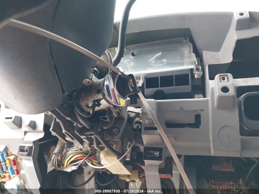 1992 Ford F150 VIN: 1FTDF15Y0NNA89843 Lot: 39957930