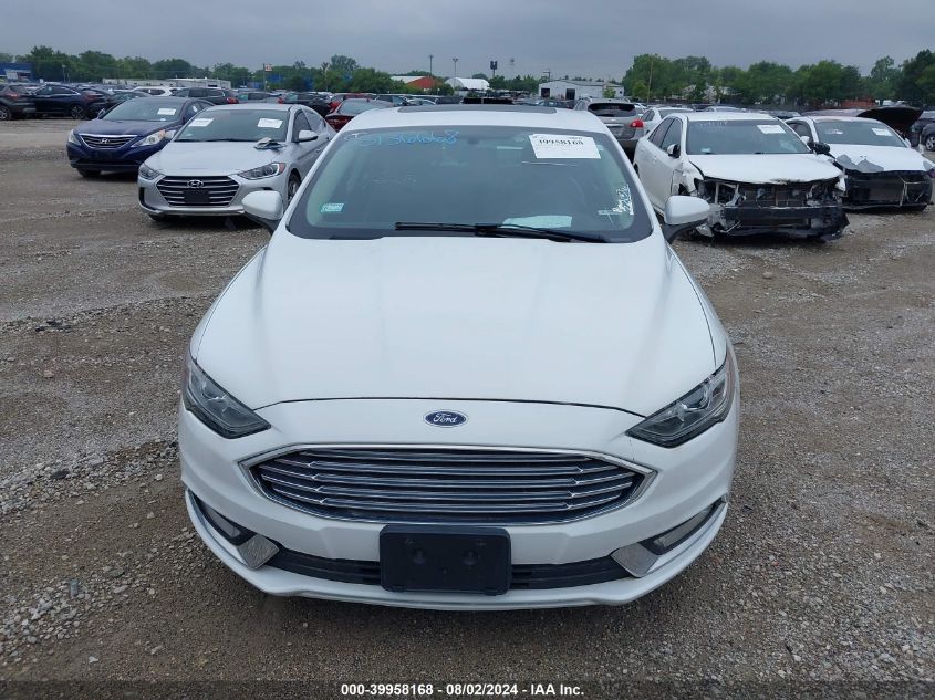 3FA6P0HD5JR153493 2018 Ford Fusion Se