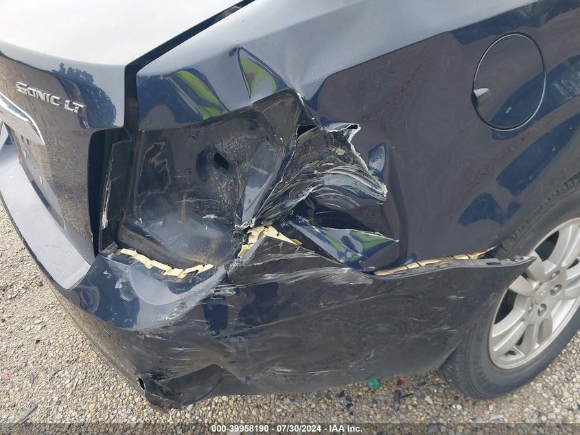 2015 Chevrolet Sonic Lt Auto VIN: 1G1JC5SH6F4172507 Lot: 39958190
