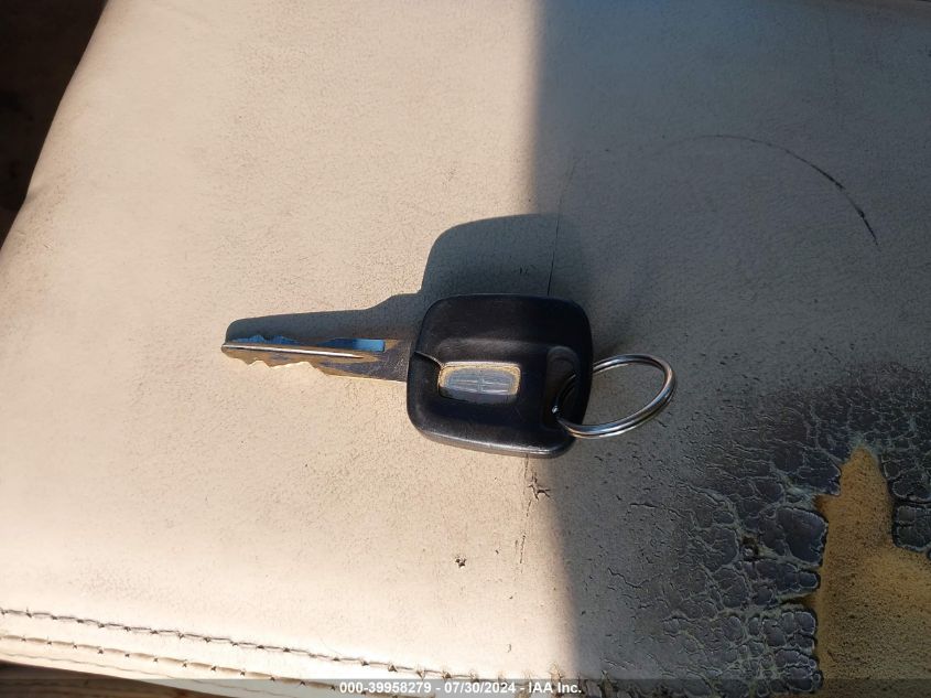 1999 Lincoln Town Car Cartier VIN: 1LNHM83W9XY671440 Lot: 39958279