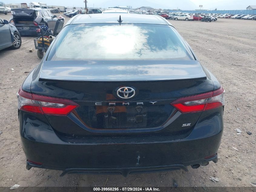 2021 Toyota Camry Se/Se Nightshade Edition VIN: 4T1G11AK3MU411758 Lot: 39958295