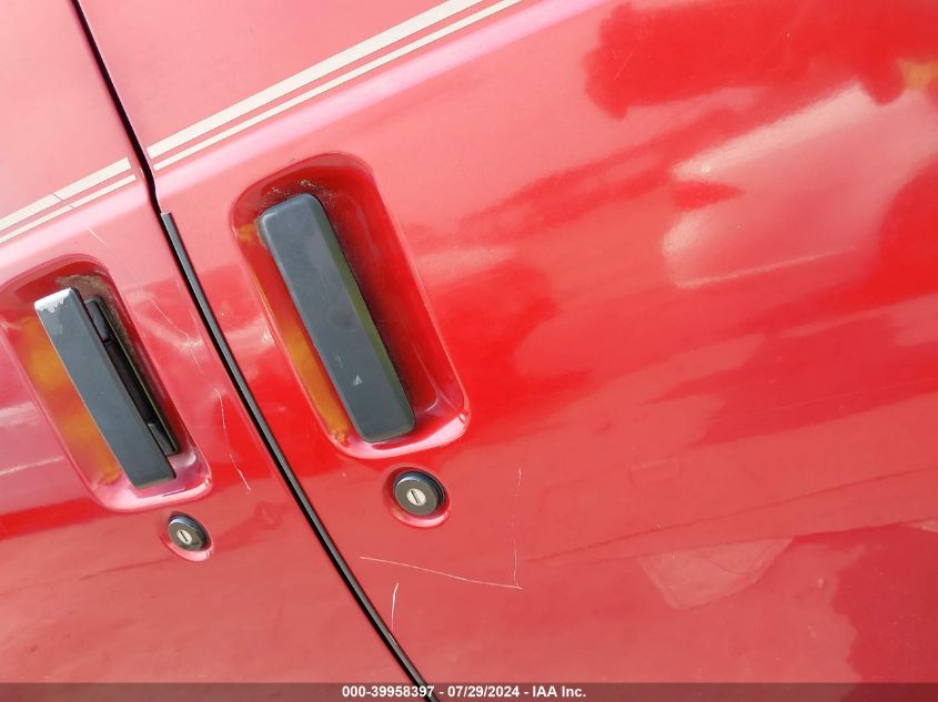 1999 Chevrolet Astro VIN: 1GNEL19W3XB168912 Lot: 39958397