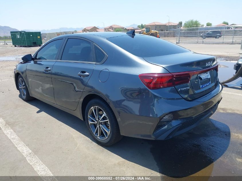 VIN 3KPF24AD4NE432389 2022 KIA FORTE LXS