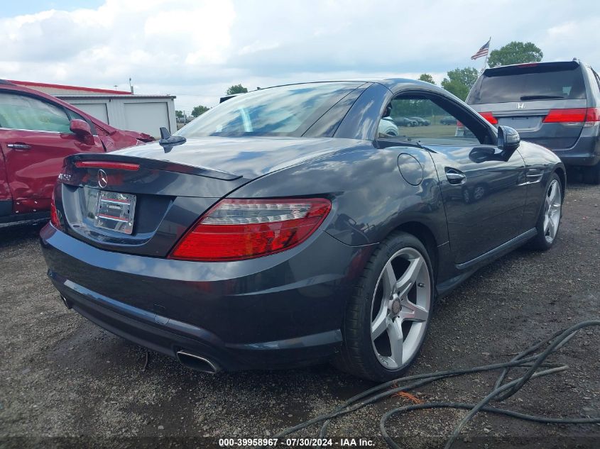 2012 Mercedes-Benz Slk 250 VIN: WDDPK4HA3CF036284 Lot: 39958967