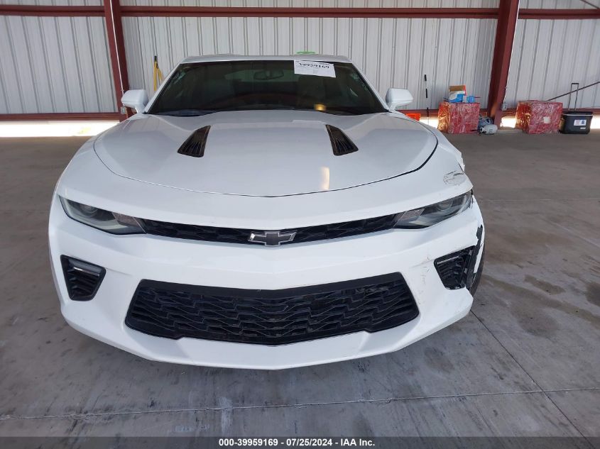 2017 Chevrolet Camaro 1Ss VIN: 1G1FE1R71H0104857 Lot: 39959169