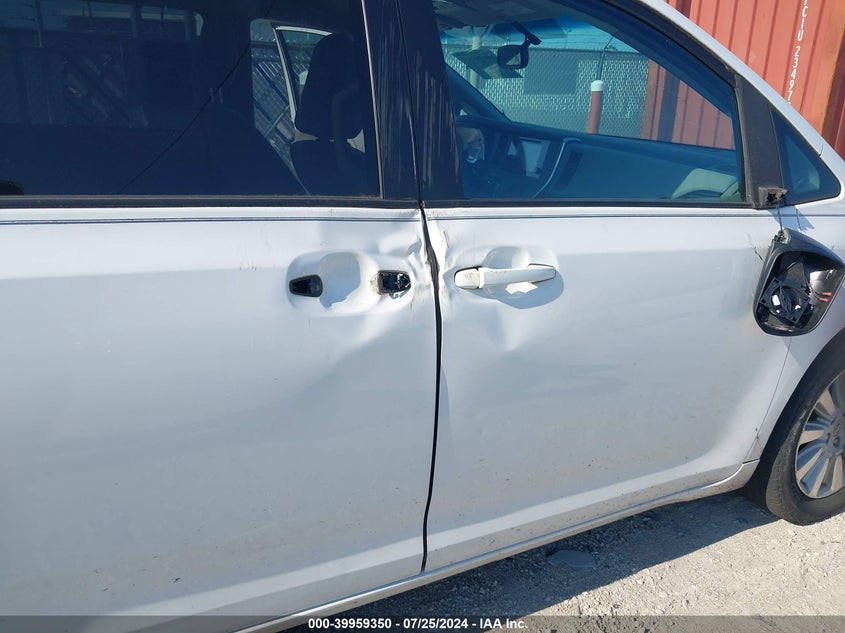 2015 Toyota Sienna Le 7 Passenger VIN: 5TDJK3DC0FS126515 Lot: 39959350