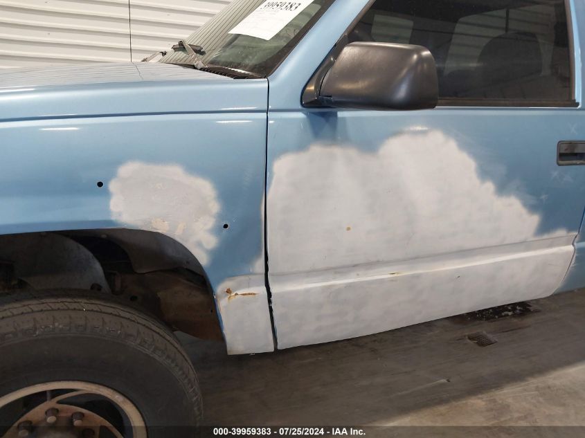 1996 Chevrolet Gmt-400 K2500 VIN: 1GCGK29R6TE212172 Lot: 39959383