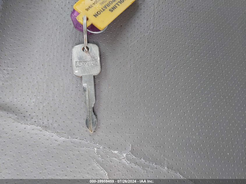 1999 Ford Econoline E350 Super Dty Commctwy V VIN: 1FDSE37F5XHB91377 Lot: 39959459