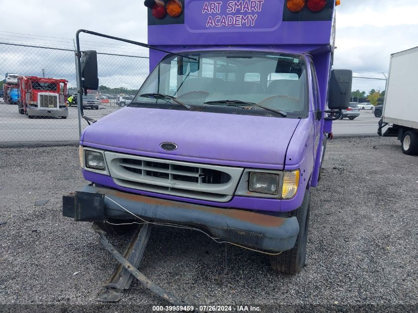 1999 Ford Econoline E350 Super Dty Commctwy V VIN: 1FDSE37F5XHB91377 Lot: 39959459