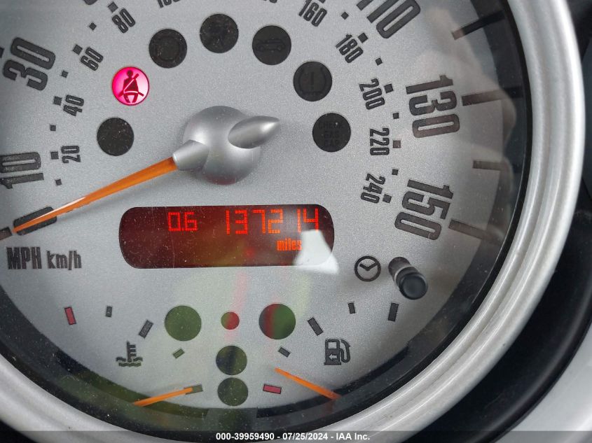 2005 Mini Cooper VIN: WMWRC33475TC57838 Lot: 39959490