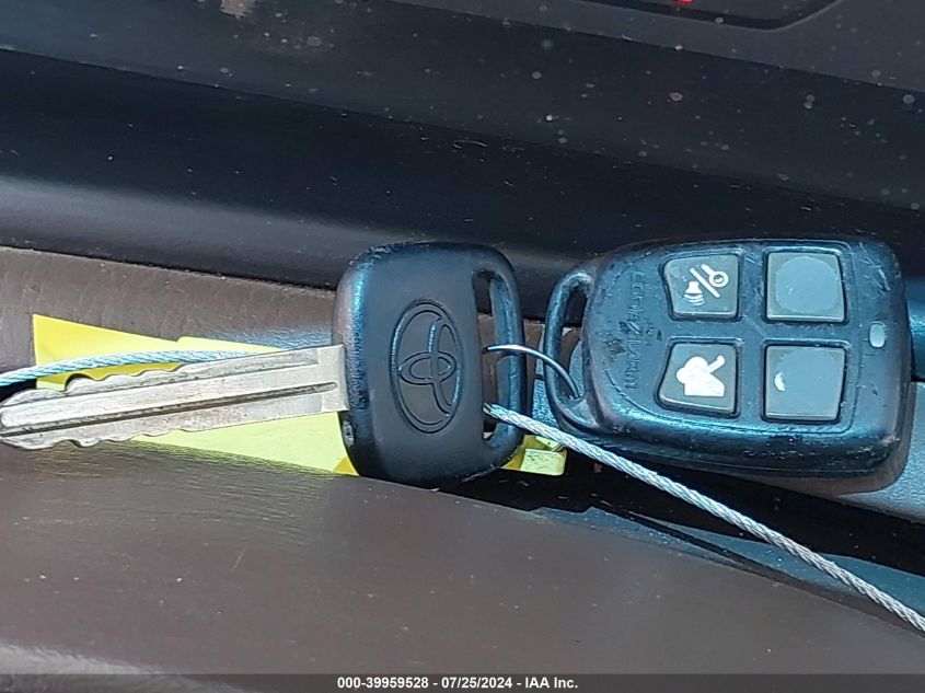 1999 Toyota Camry Le VIN: JT2BG22K5X0376825 Lot: 39959528