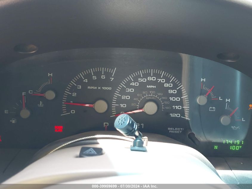 2004 Ford Expedition Xlt VIN: 1FMRU15W44LB48571 Lot: 39959699