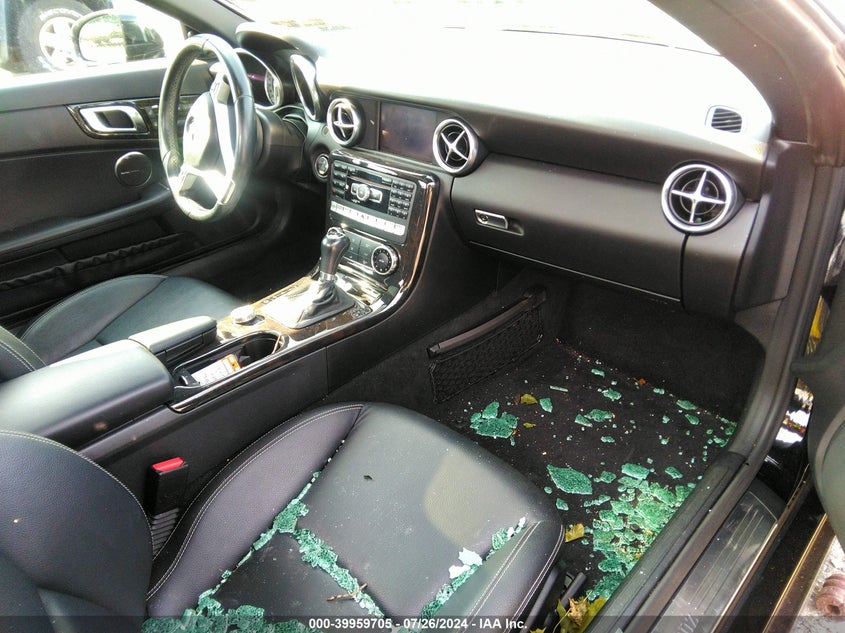 2015 Mercedes-Benz Slk 250 250 VIN: WDDPK4HA5FF097334 Lot: 39959705