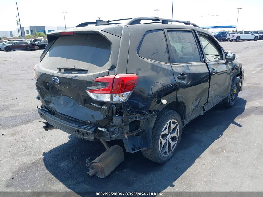2020 SUBARU FORESTER PREMIUM - JF2SKAJCXLH556177