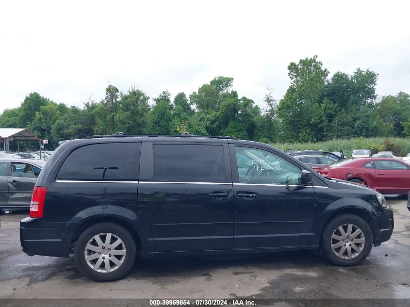 2008 Chrysler Town & Country Touring VIN: 2A8HR54P28R653193 Lot: 39959854