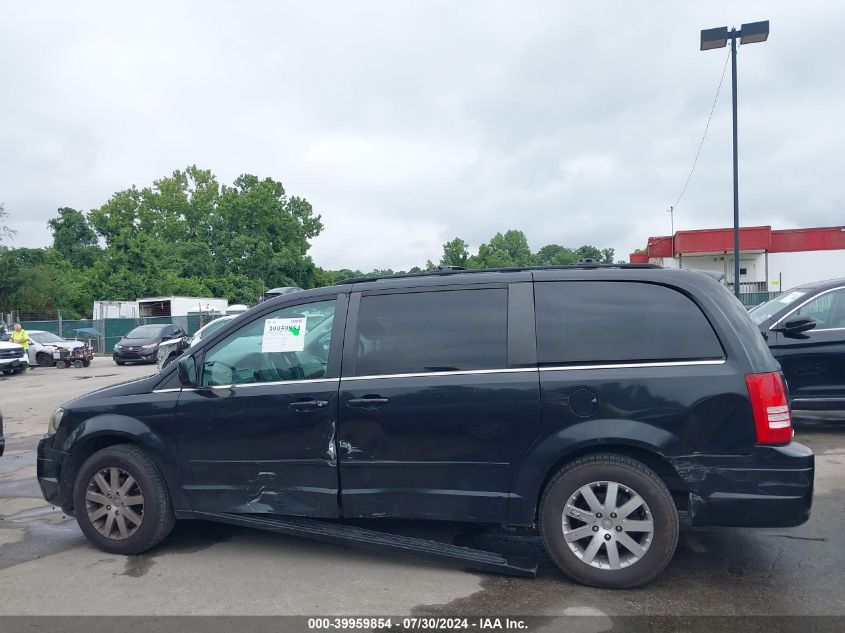 2008 Chrysler Town & Country Touring VIN: 2A8HR54P28R653193 Lot: 39959854