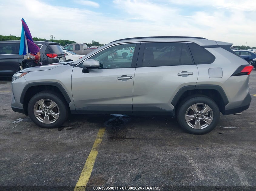 2022 TOYOTA RAV4 XLE/XLE PREMIUM - 2T3P1RFV3NW286724